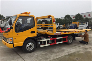 源城哪里有拖车服务